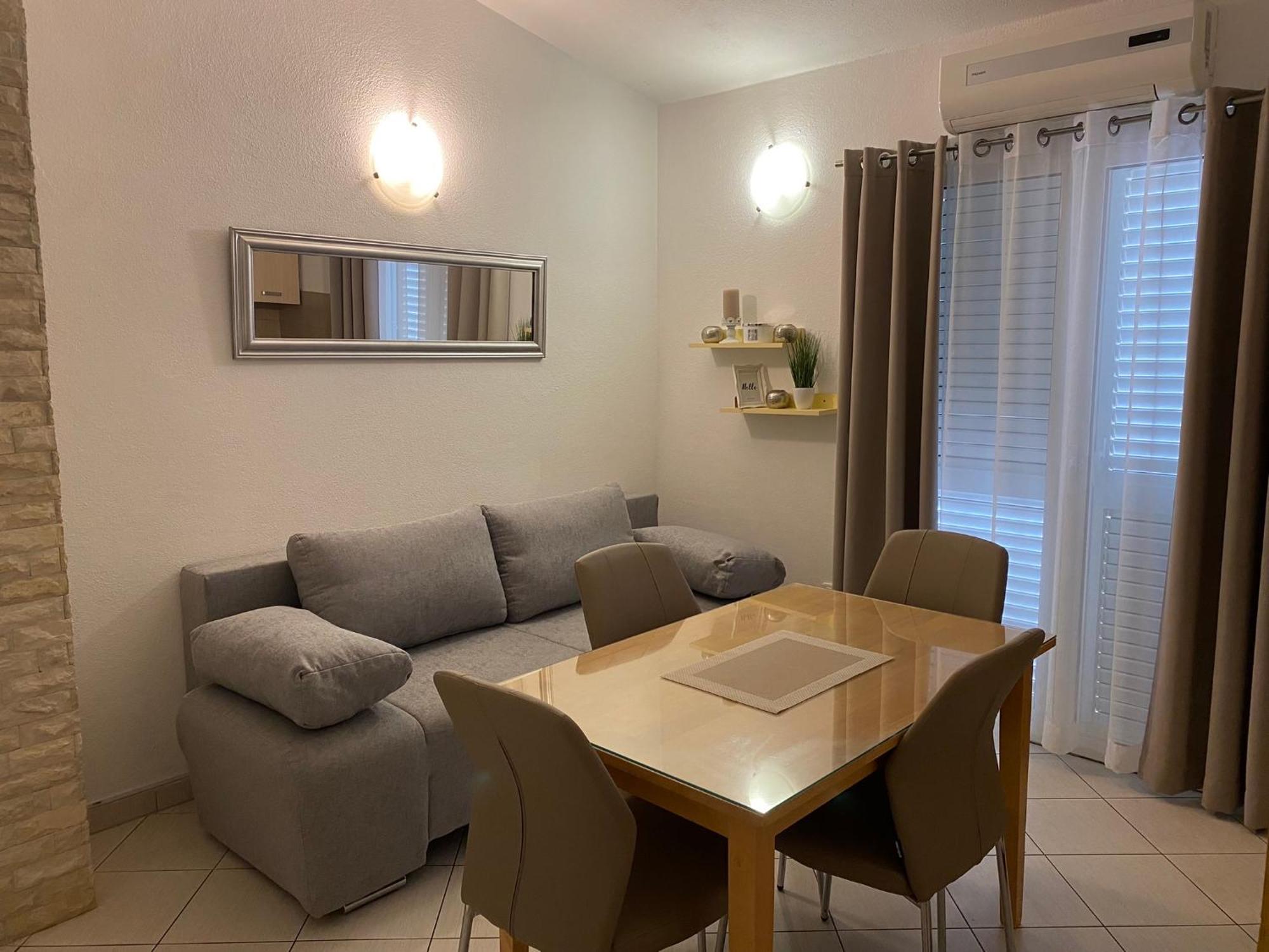 Apartments Lolo Privlaka  Eksteriør billede